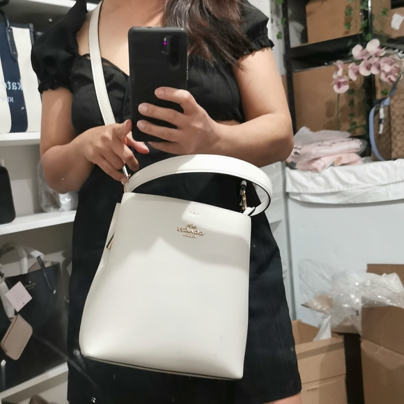 Authentic Coach - Picture 6 of 8